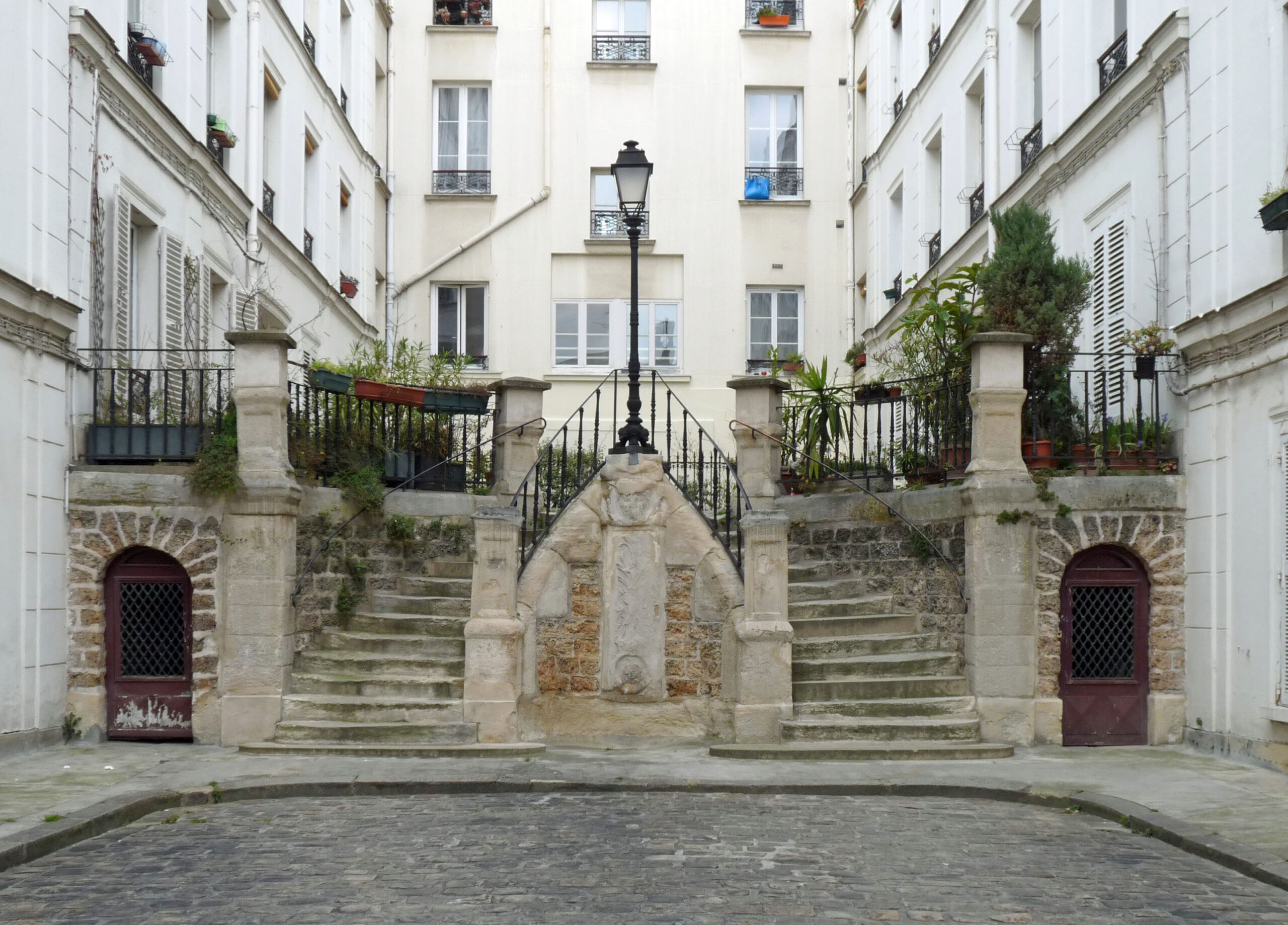 Montmartre Cour aux Juifs (c) photo association Paris historique